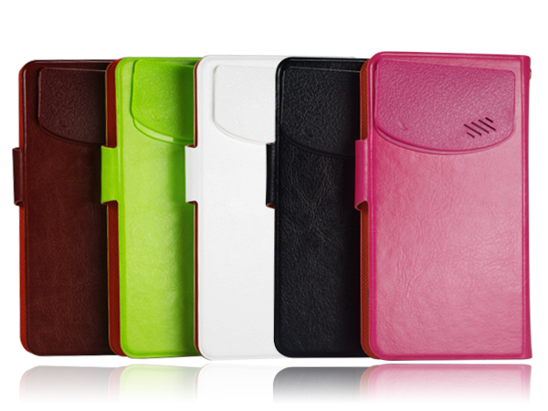 Universal leather case for smartphones